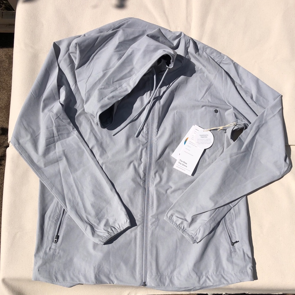 NWT: VUORI W’s Outdoor Trainer Shell : XL : Platinum🩶🤍